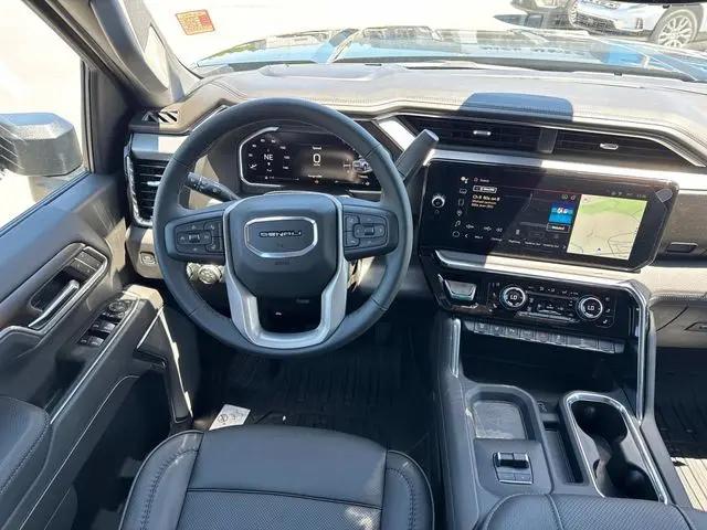 2026 GMC Sierra 2500HD Crew Cab, Standard Bed, Denali, 4WD