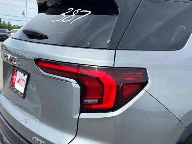 2026 GMC Terrain AWD AT4