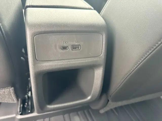 2026 Buick NV Preferred FWD