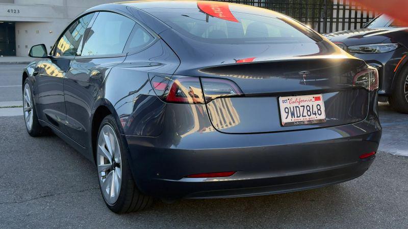 2022 Tesla Model 3 Rear-Wheel Drive