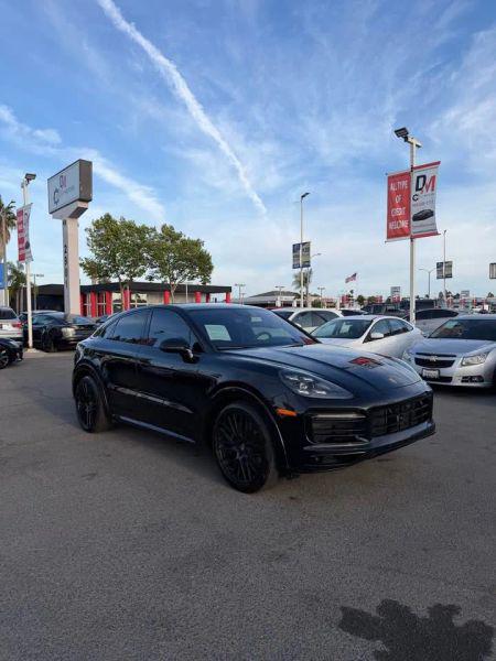 2023 Porsche Cayenne GTS