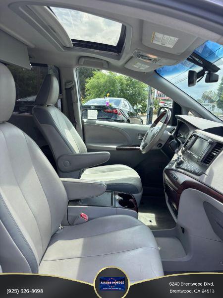 2013 Toyota Sienna Limited V6 7 Passenger