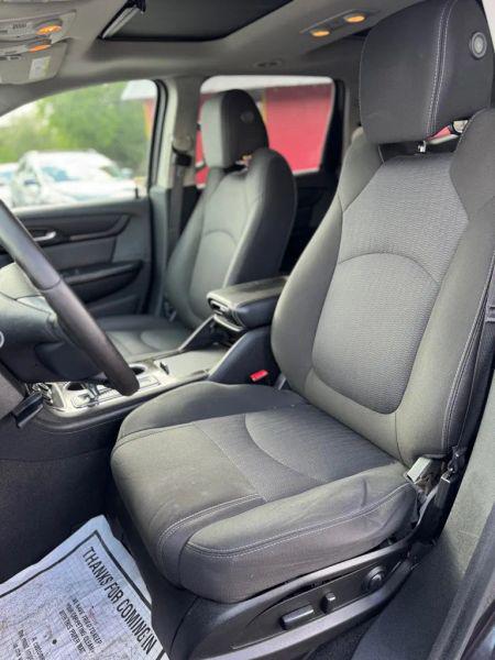 2017 Chevrolet Traverse 1LT