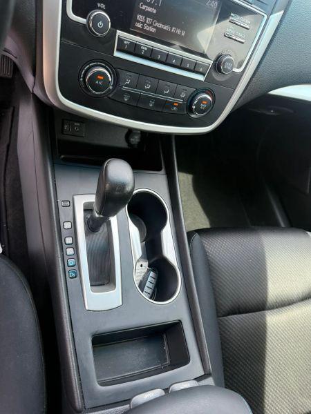 2017 Nissan Altima 2.5 SR