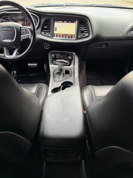 2018 Dodge Challenger SXT Plus
