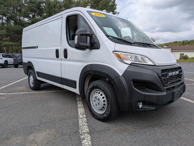 2025 Ram ProMaster 2500 Cargo Van Tradesman Low Roof 136" WB w/Pass Seat