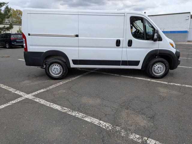 2025 Ram ProMaster 2500 Cargo Van Tradesman Low Roof 136" WB w/Pass Seat