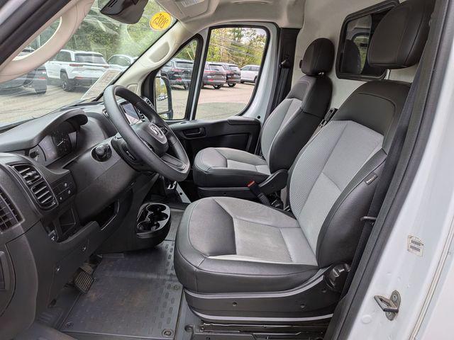 2025 Ram ProMaster 2500 Cargo Van Tradesman Low Roof 136" WB w/Pass Seat