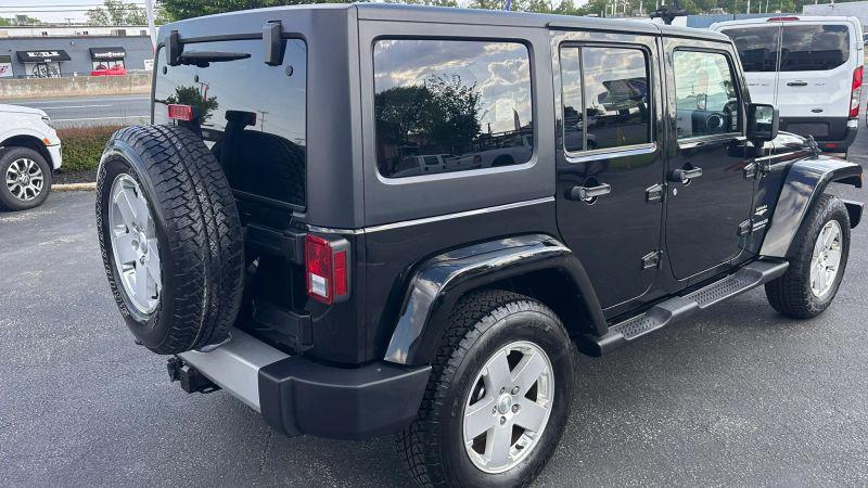 2011 Jeep Wrangler Unlimited Sahara