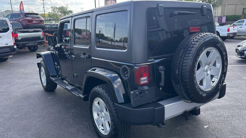 2011 Jeep Wrangler Unlimited Sahara