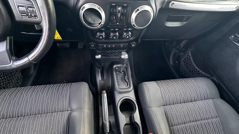 2011 Jeep Wrangler Unlimited Sahara