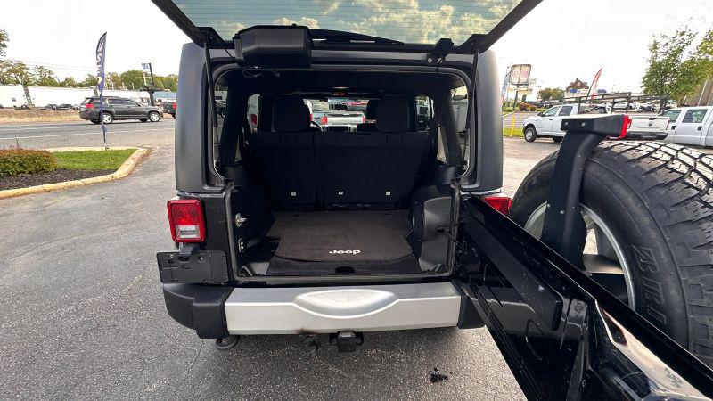 2011 Jeep Wrangler Unlimited Sahara