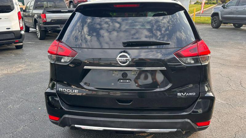 2017 Nissan Rogue SV