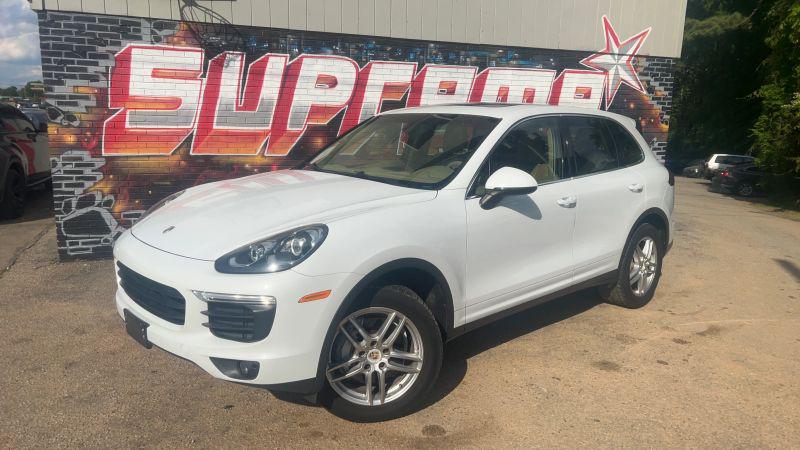 2016 Porsche Cayenne Base