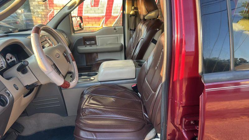 2004 Ford F-150 LARIAT