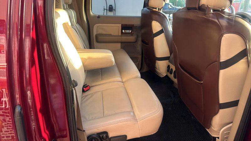 2004 Ford F-150 LARIAT