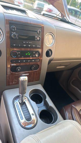 2004 Ford F-150 LARIAT
