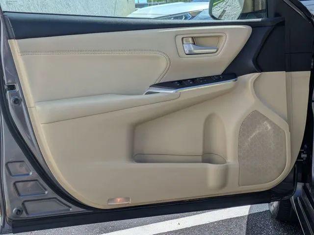 2016 Toyota Camry XLE