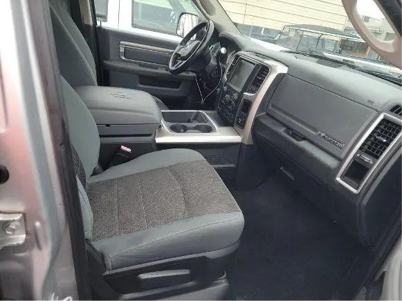 2017 Ram 3500 Big Horn Crew Cab 4x4 8' Box