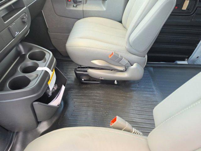 2026 Chevrolet Express Cargo Van 2500 Regular Wheelbase, WT, RWD