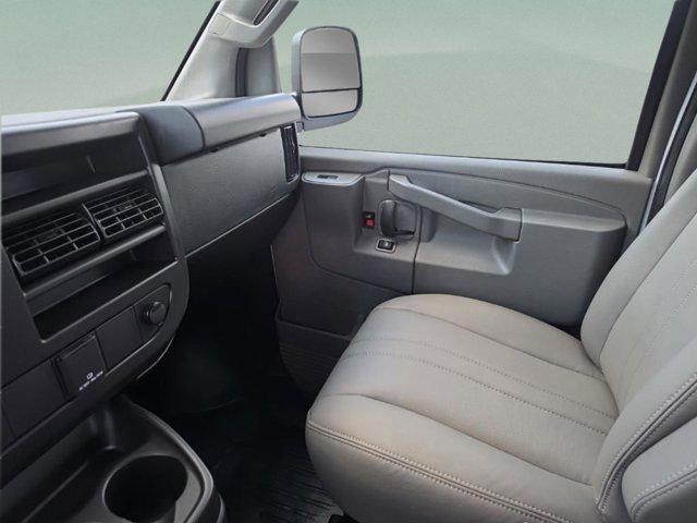 2026 Chevrolet Express Cargo Van 2500 Regular Wheelbase, WT, RWD