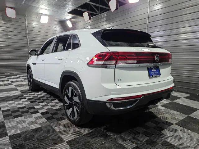 2024 Volkswagen Atlas Cross Sport 2.0T SE w/Technology