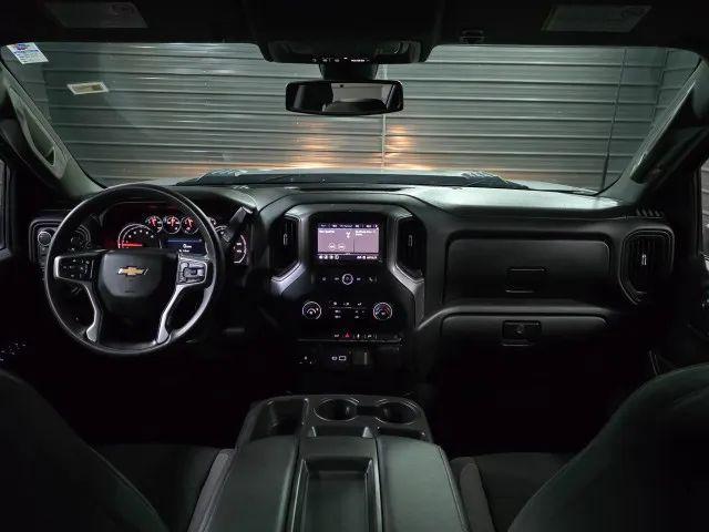 2022 Chevrolet Silverado 2500HD 4WD Crew Cab Standard Bed Custom
