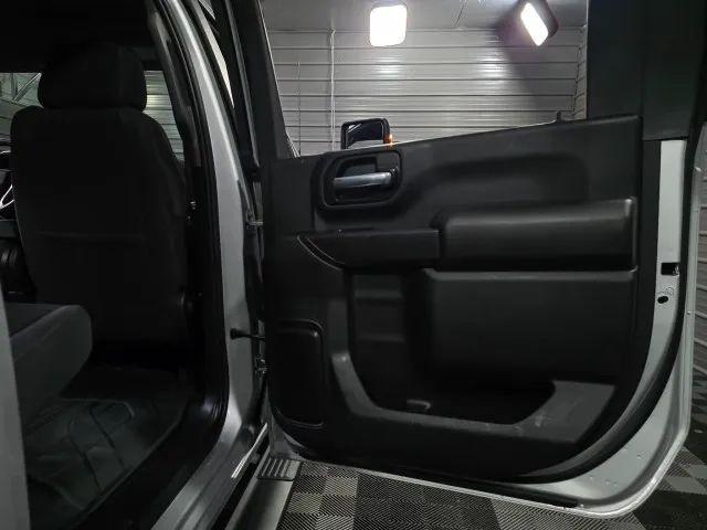 2022 Chevrolet Silverado 2500HD 4WD Crew Cab Standard Bed Custom
