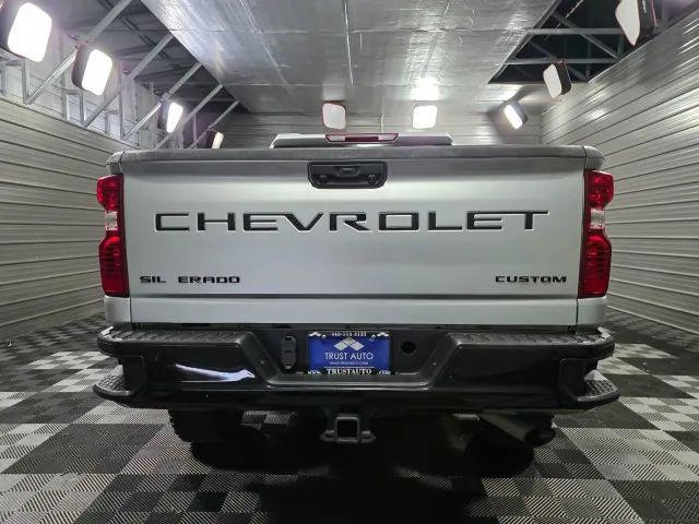 2022 Chevrolet Silverado 2500HD 4WD Crew Cab Standard Bed Custom
