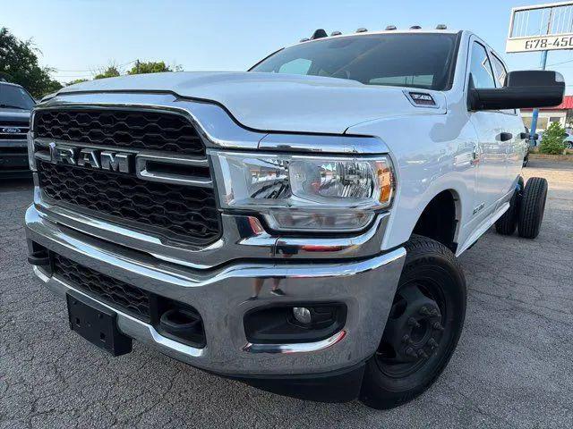 2022 Ram 3500 Tradesman/SLT/Laramie/Limited