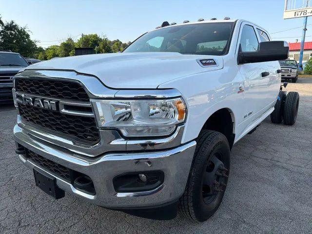 2022 Ram 3500 Tradesman/SLT/Laramie/Limited