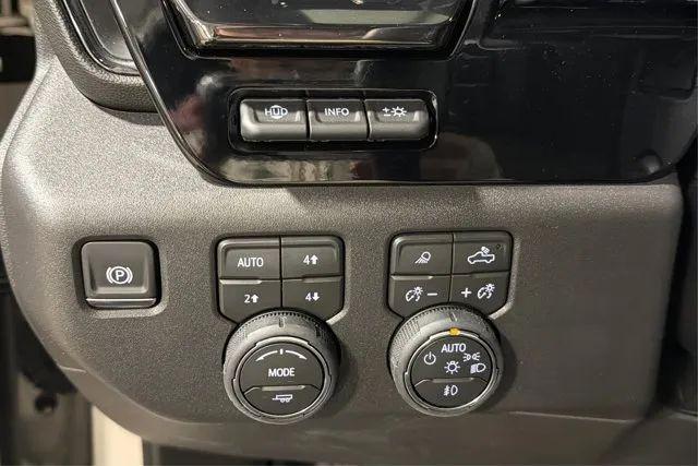 2026 Chevrolet Silverado 1500 4WD Crew Cab Short Bed ZR2