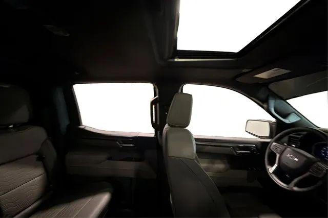 2026 Chevrolet Silverado 1500 4WD Crew Cab Short Bed ZR2