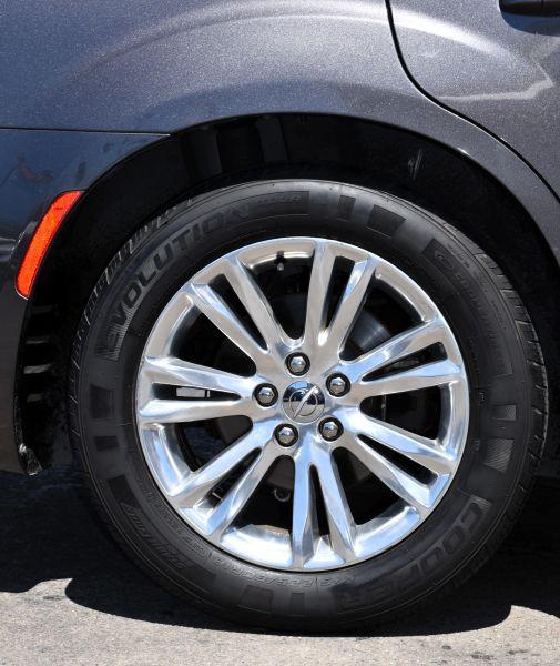 2017 Chrysler 300 Limited