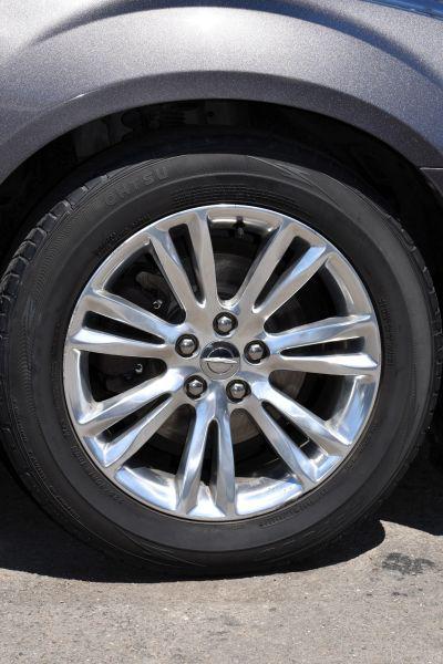 2017 Chrysler 300 Limited