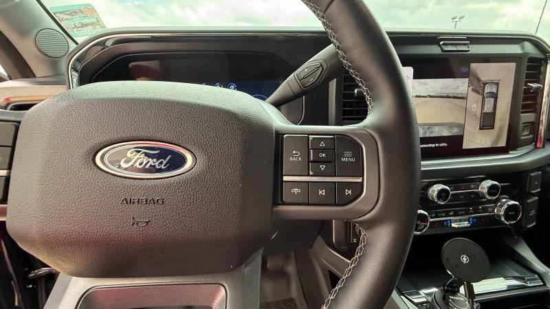 2025 Ford F-250 LARIAT