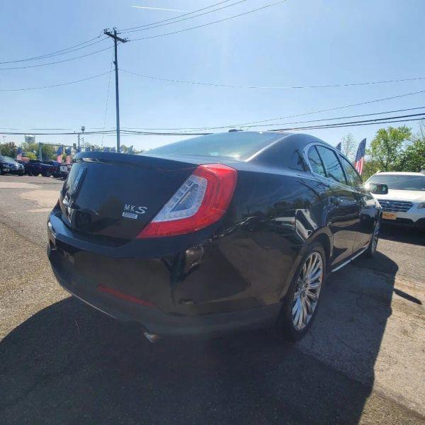 2013 Lincoln MKS Base
