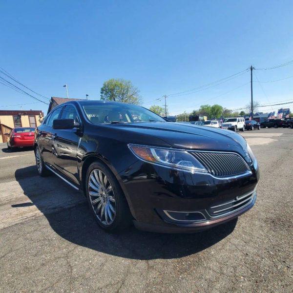 2013 Lincoln MKS Base