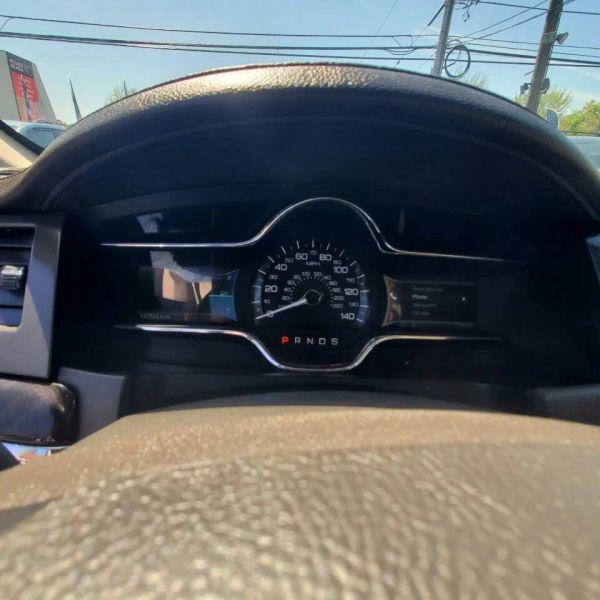 2013 Lincoln MKS Base
