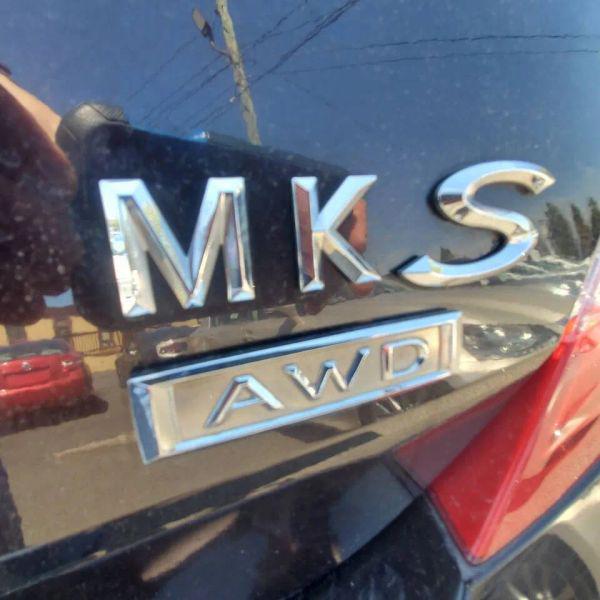 2013 Lincoln MKS Base