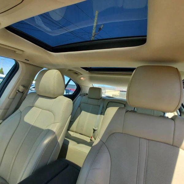 2013 Lincoln MKS Base