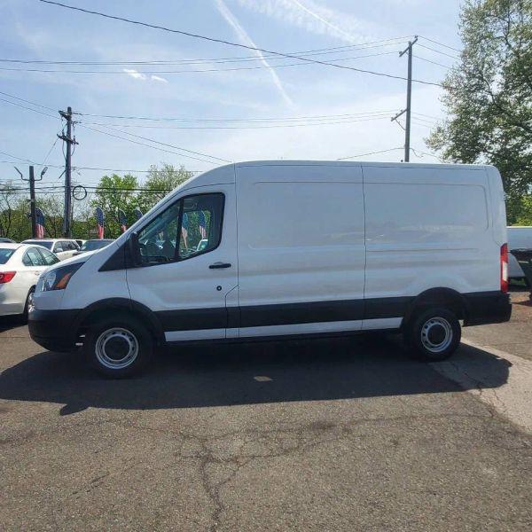 2019 Ford Transit Medium Roof w/Sliding Side Door w/LWB