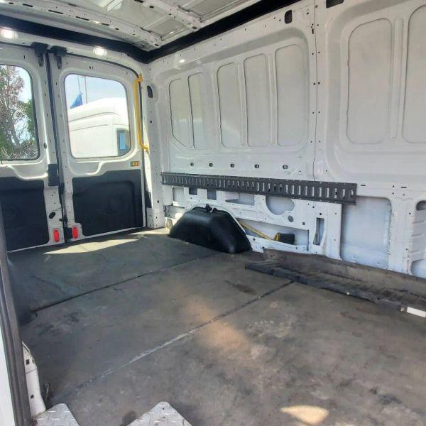 2019 Ford Transit Medium Roof w/Sliding Side Door w/LWB