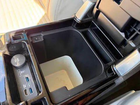 2017 Land Rover Discovery HSE LUXURY