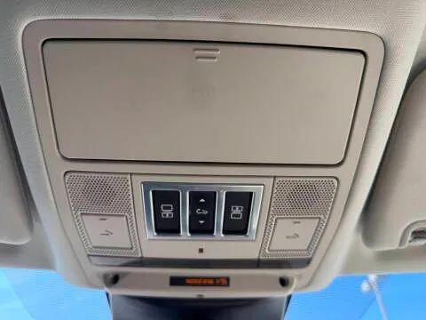 2017 Land Rover Discovery HSE LUXURY