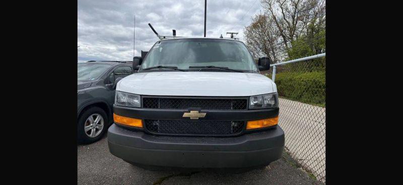 2022 Chevrolet Express Cargo Van RWD 2500 Regular Wheelbase WT
