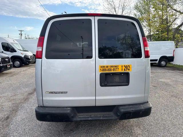 2020 Chevrolet Express Passenger RWD 3500 Extended Wheelbase LS