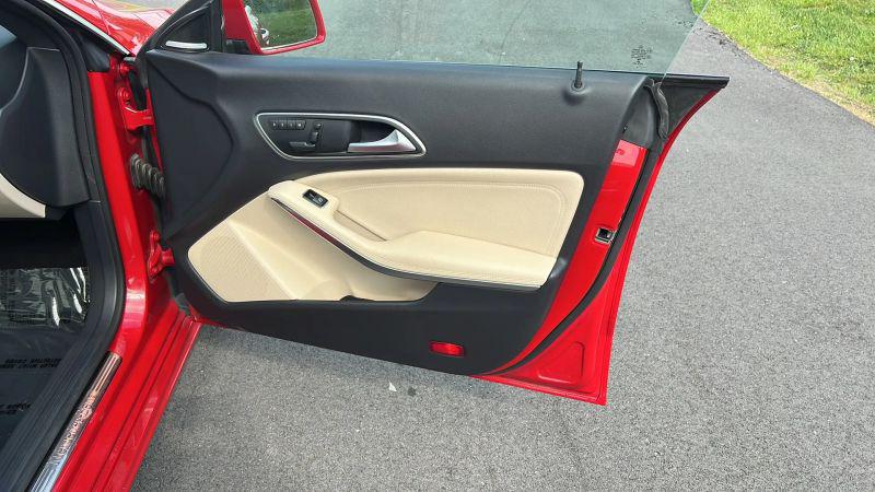 2015 Mercedes-Benz CLA 4MATIC