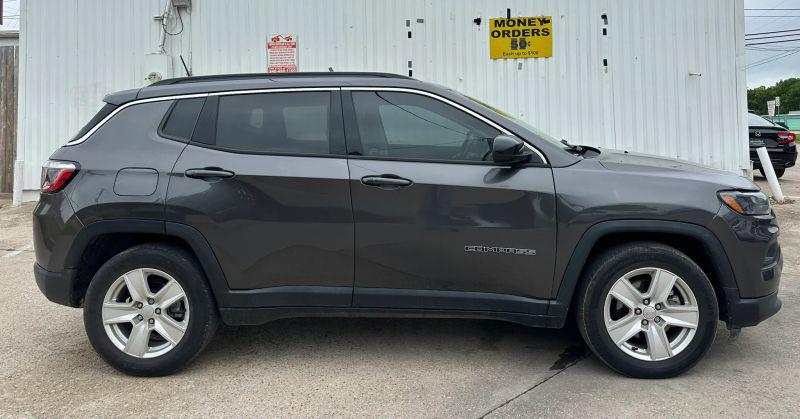 2022 Jeep Compass Latitude FWD