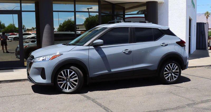 2023 Nissan Kicks SV Xtronic CVT